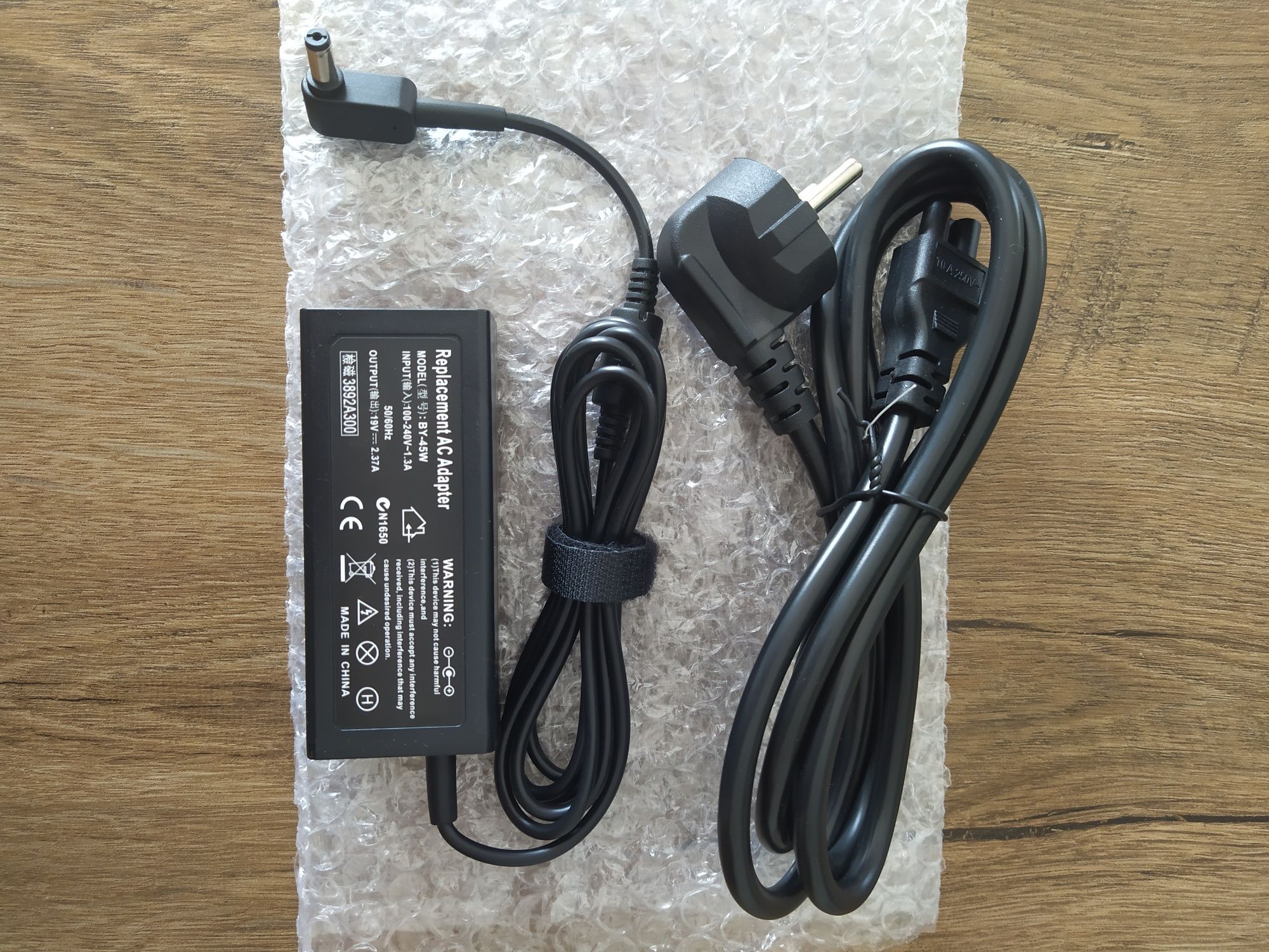 Zasilacz 45W wtyczka 5.5mm