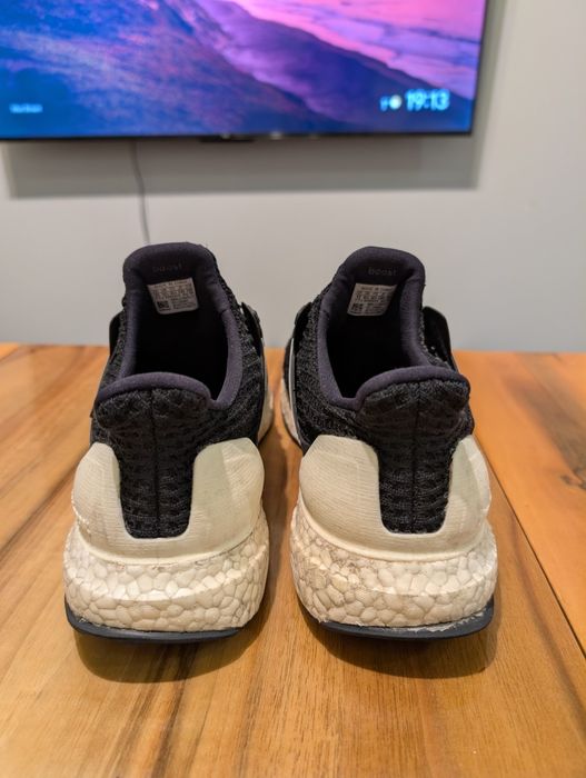 Buty Adidas Ultra Boost 4.0 Show Your Stripes Black [AQ007l62] 45 1/3