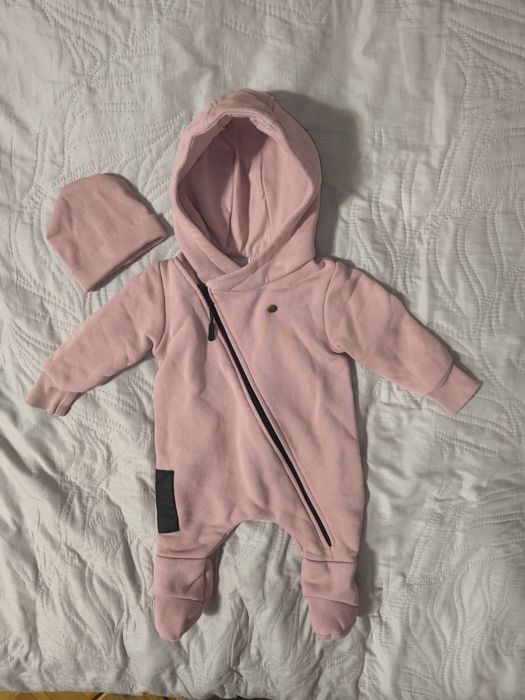 Утеплений комбінезон для малюків.