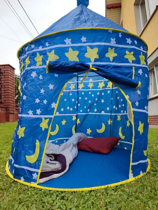 Nowy niebieski namiot dla dziecka Zamek