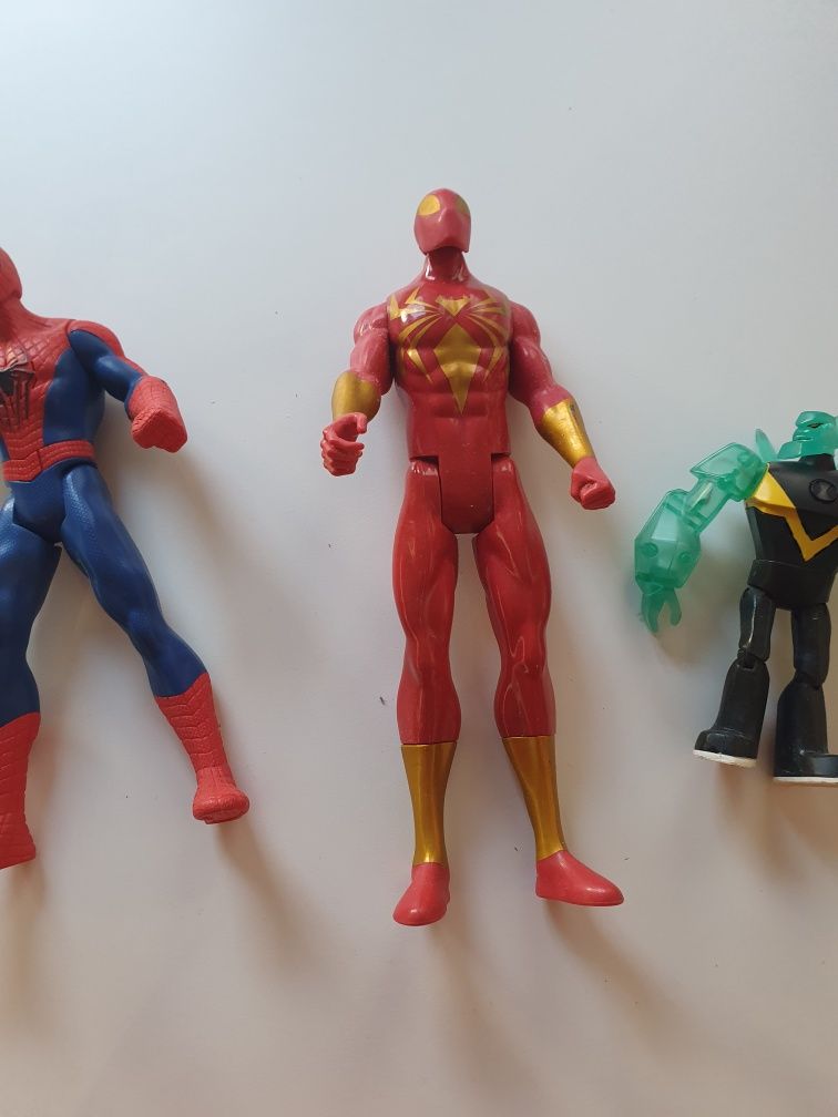 Figuras  super heróis para brincar