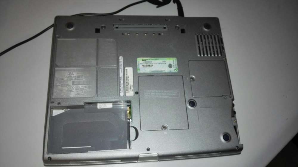 Dell D600 a funcionar