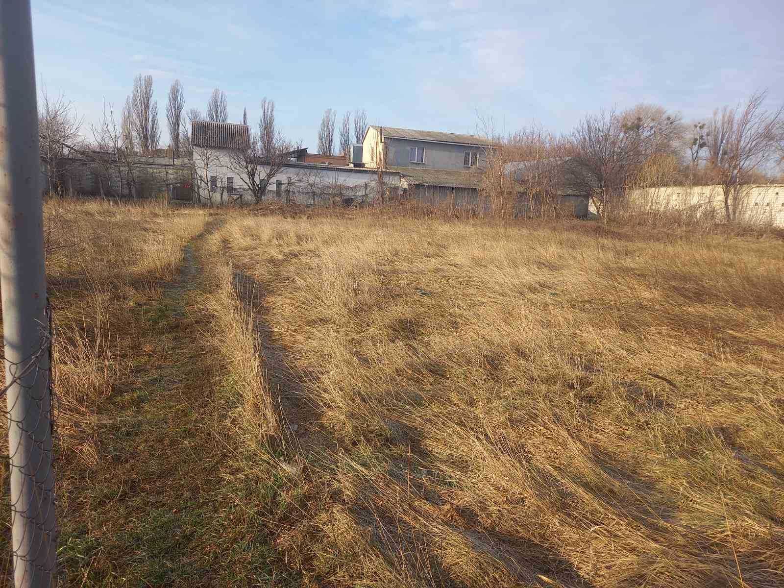 Земельна ділянка в товаристві "Садівник"