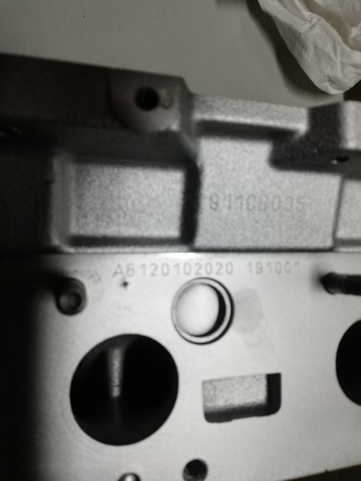 Cabeça de motor Mercedes 2.7 cdi