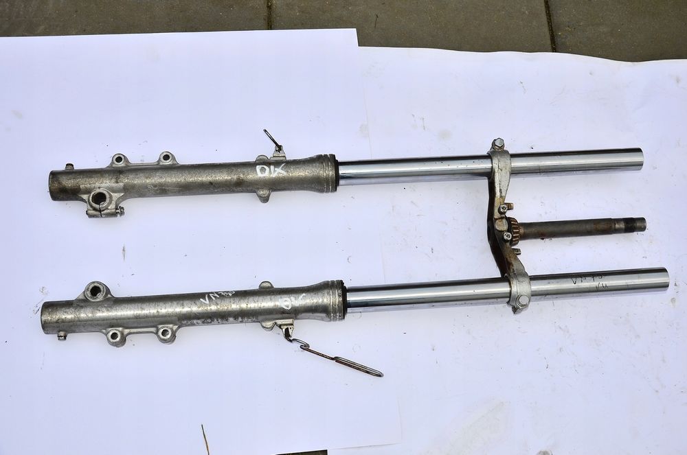 Lagi Półka Dolna Zawieszenie Kawasaki VN 750 Vulcan