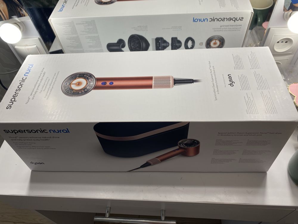 Фен Dyson HD16 Supersonic Nural Strawberry Bronze