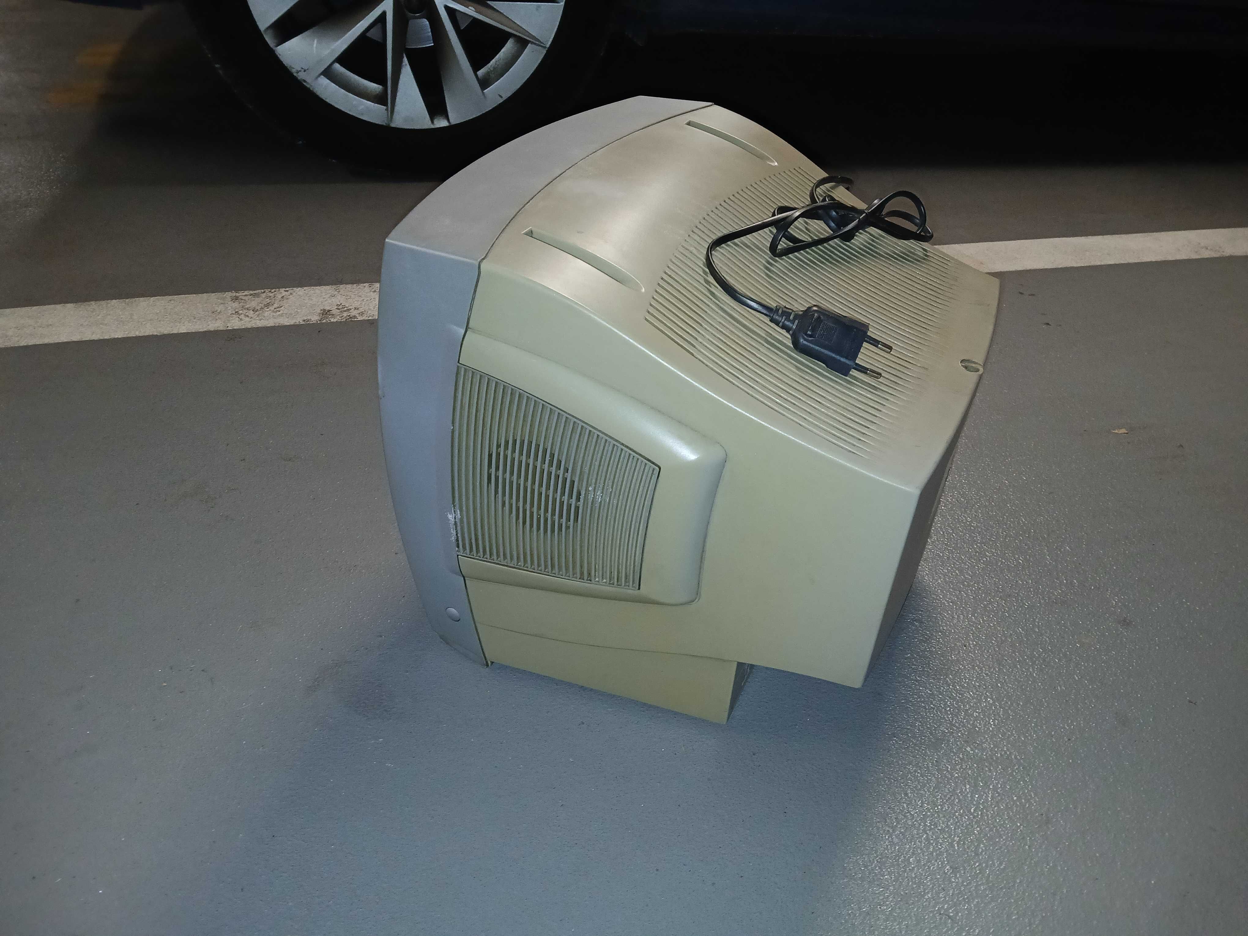 Spredam telewizor
