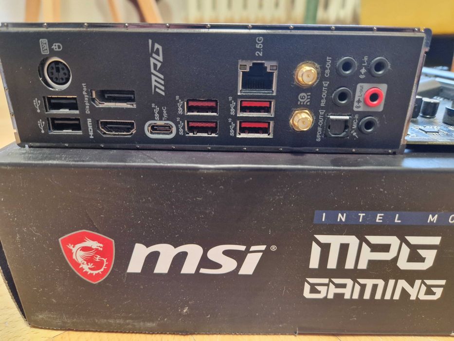 Płyta główna MSI MPG Z490 Gaming Carbon WIFI LGA1200