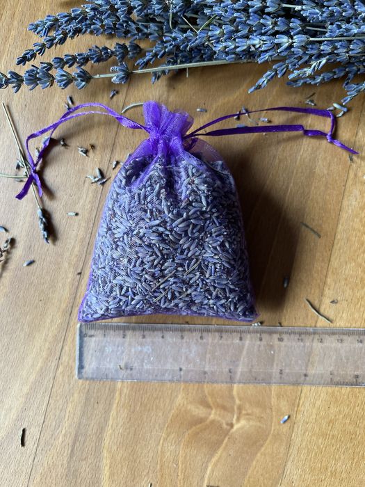 Woreczek z suszem lawendowym