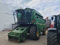 Kombajn John Deere 2266
