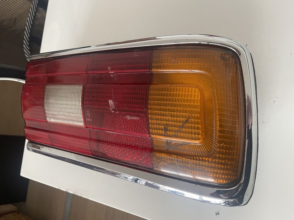 BMW 5 E12 lampa tył prawa strona