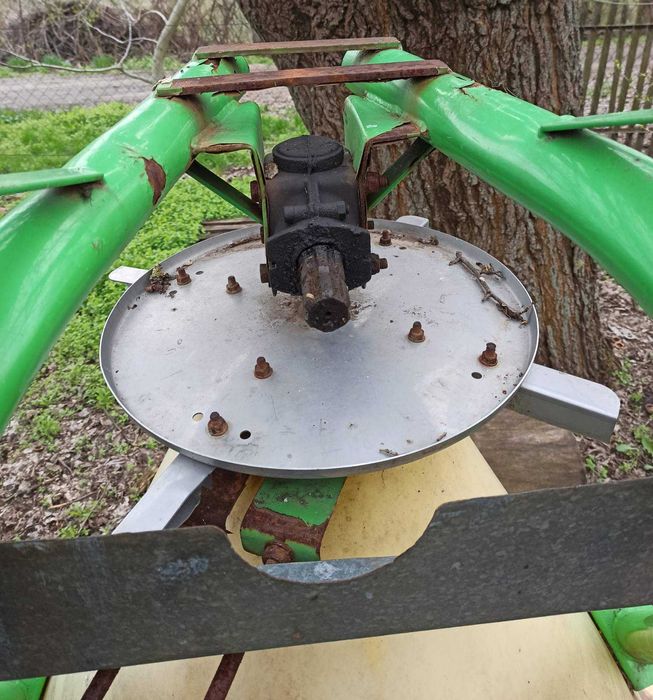 Розкидувач добрив 500 л.(пластик) усилена рама, диск з нержавійки