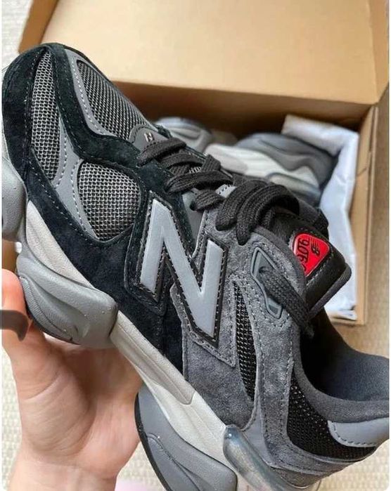 Buty Trampk New Balance 9060 Black Castlerock Grey R.39.5