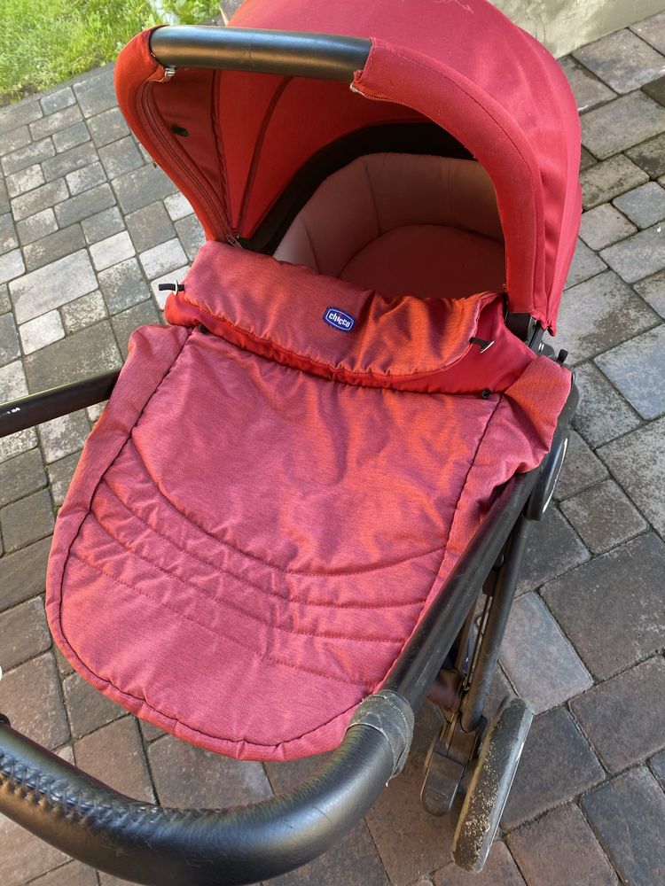 Коляска Best Friend від  Chicco 2в 1