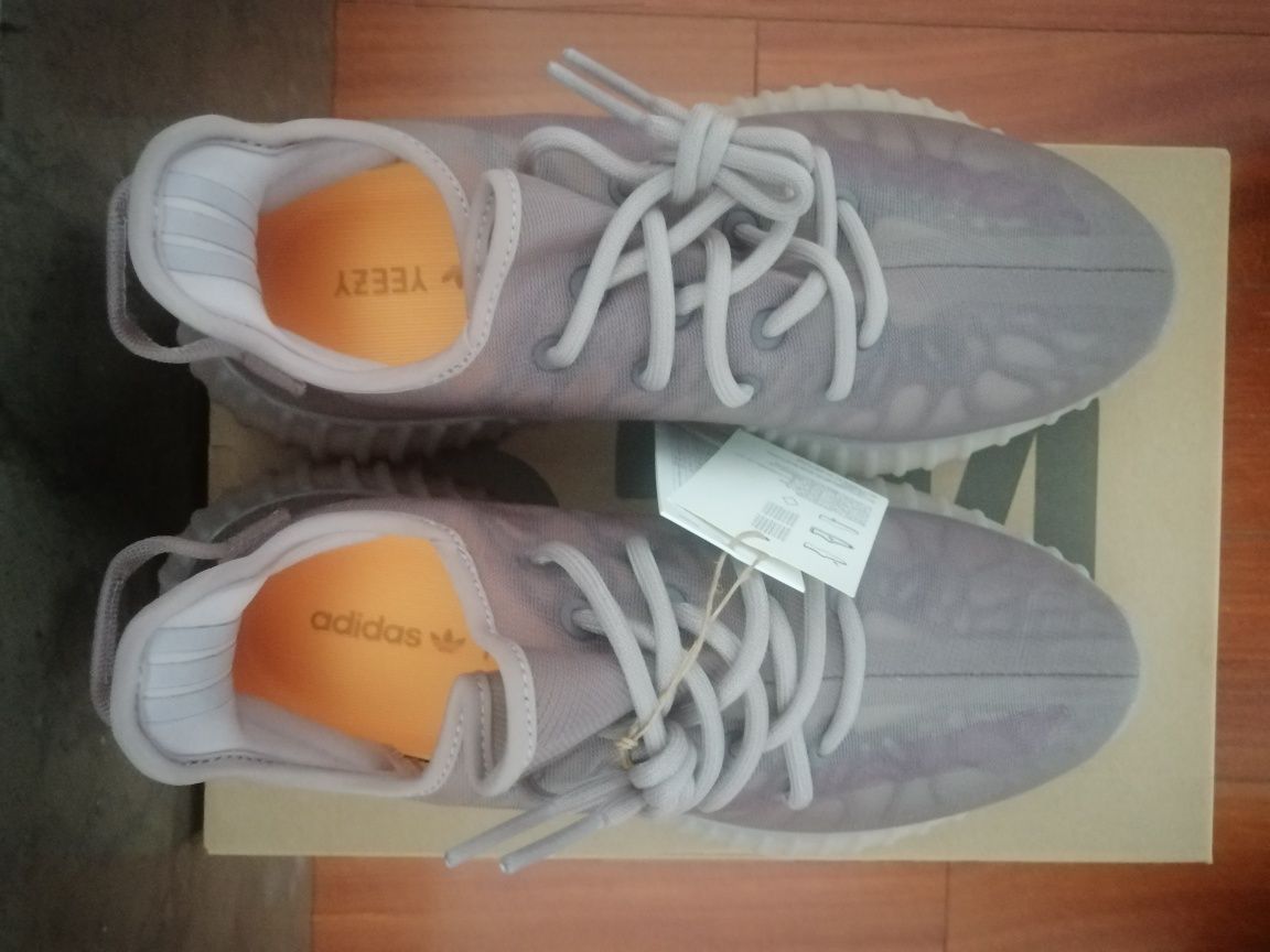 Adidas Yeezy Boost V2 350 Mono Mist, tamanho 42 e 2/3 (size 9 US)