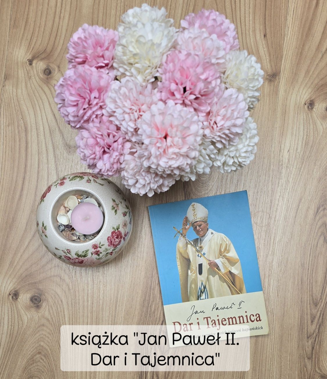 książka Jan Paweł II "Dar i Tajemnica"