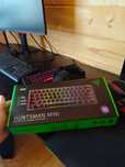 Teclado RAZER HUNTSMAN MINI switch roxo