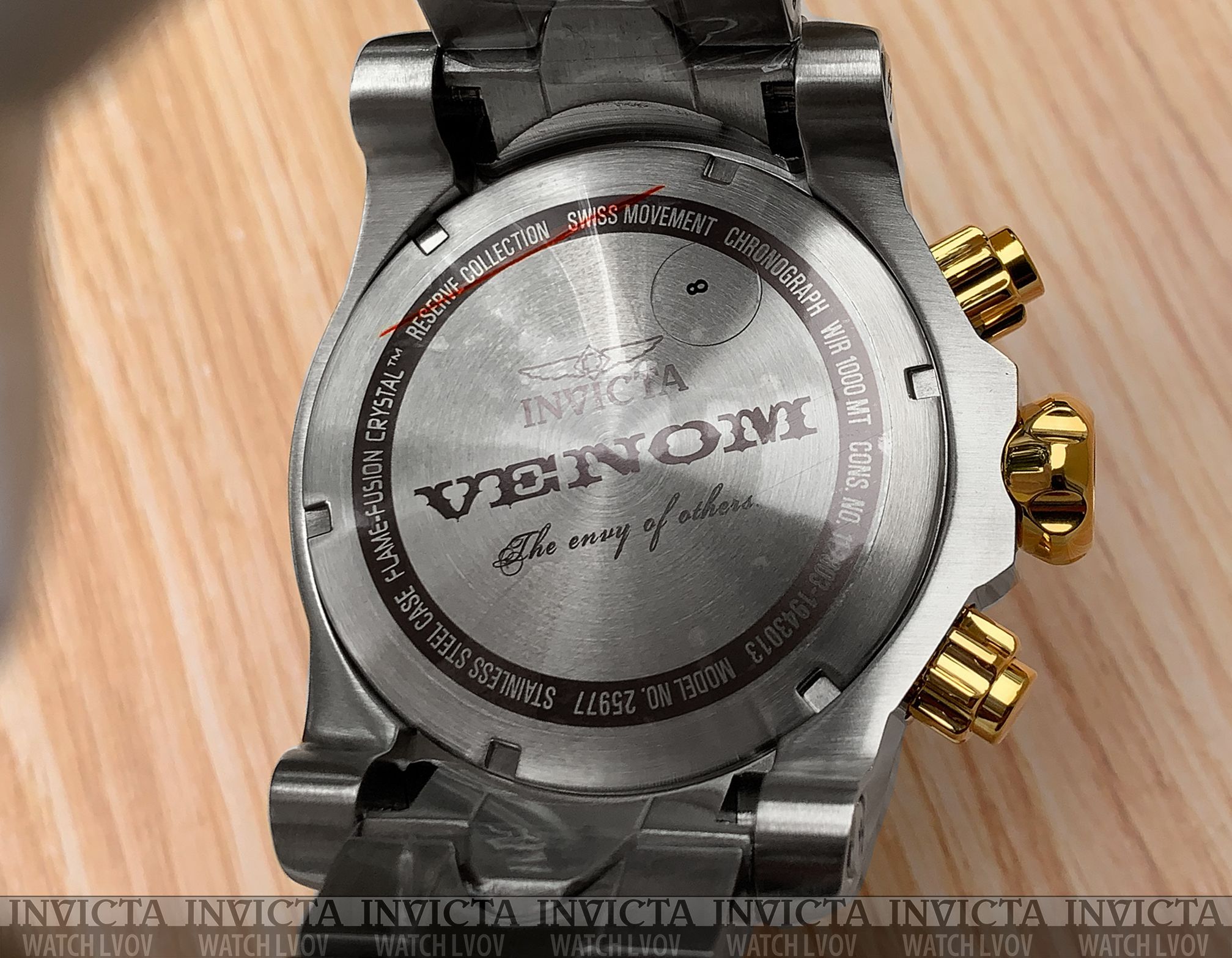 Часы Invicta 25977 Reserve Venom Mother of Pearl Black Gen III Swiss