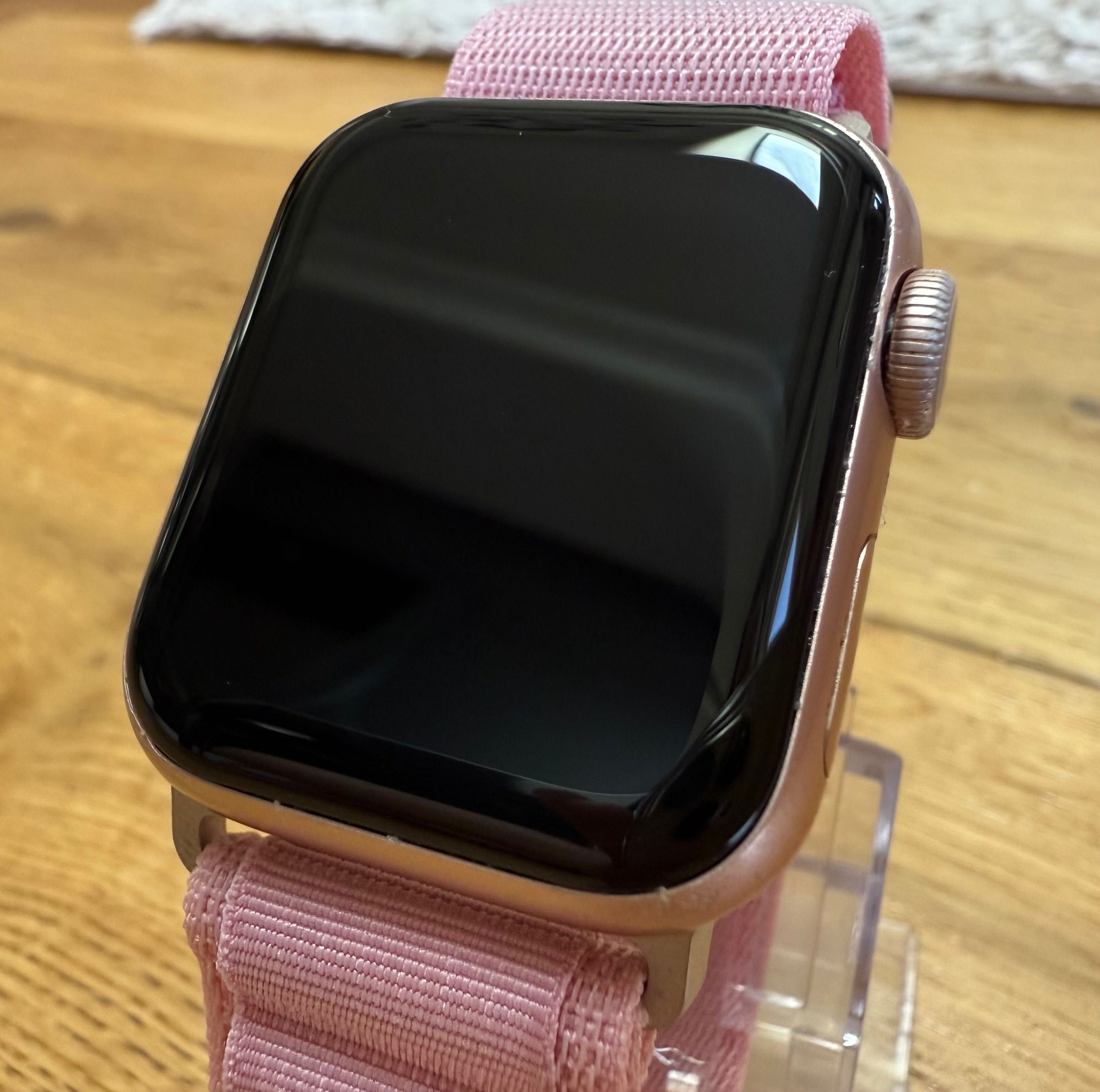 Apple Watch 5 40mm Rose Gold GPS
