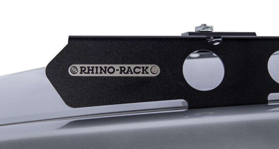 Рейлинги RHINO RACK на Toyota Land Cruiser-200 (2015-2022)