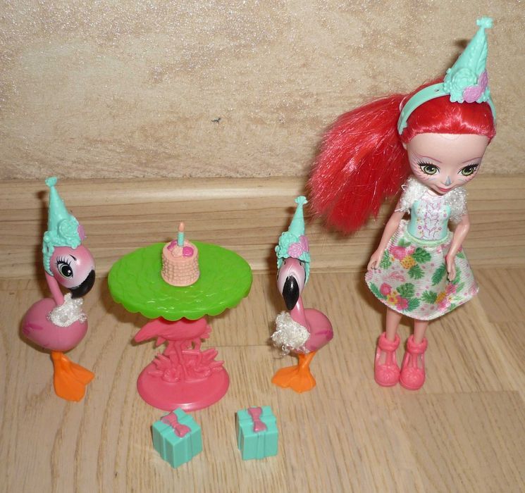Lalka Mattel Enchantimals Flamingi Tort