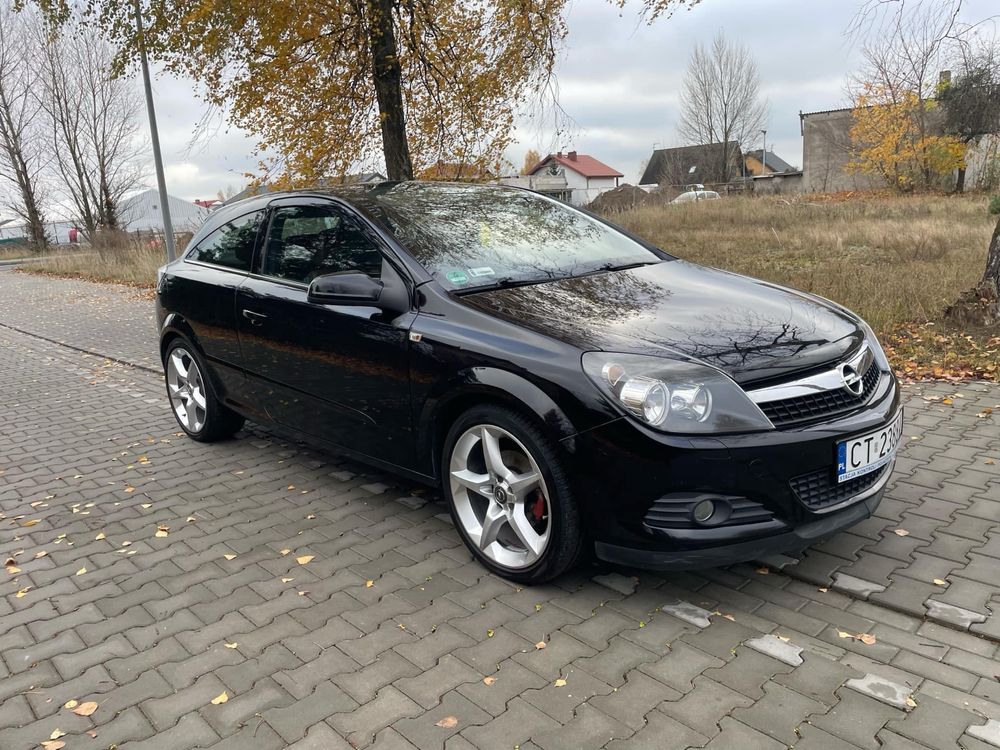 Opel Astra H - GTC
