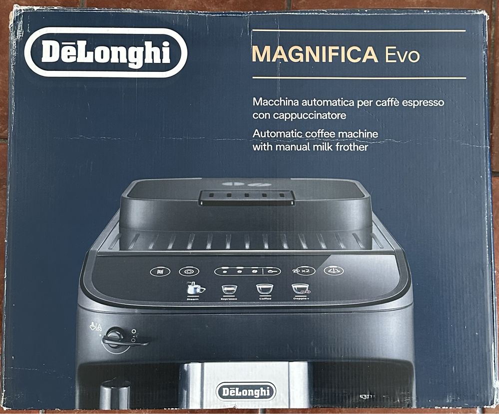 Maquina cafe Delonghi Magnifica Evo(Garantia ate 2025)