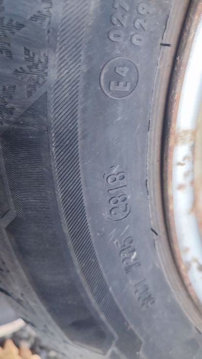 Cztery opony zimowe Barum 155.80.13 zimowe