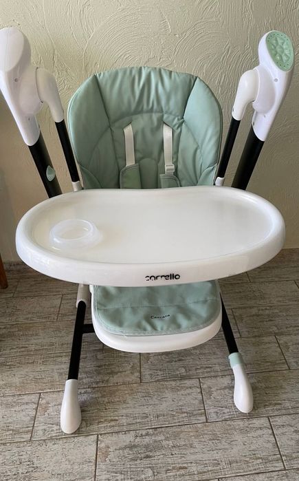 Продам Стільчик для годування Carrello cascata