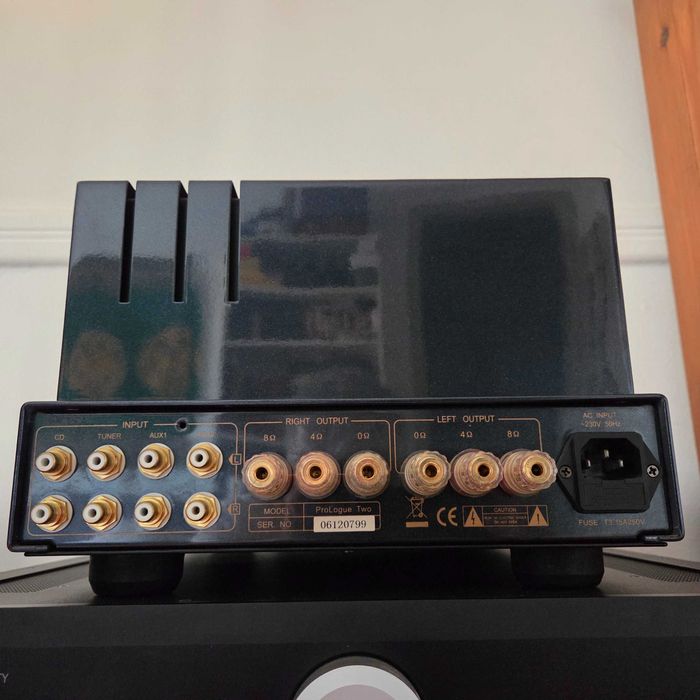 Primaluna Prologue Two – Amplificador integrado a válvulas