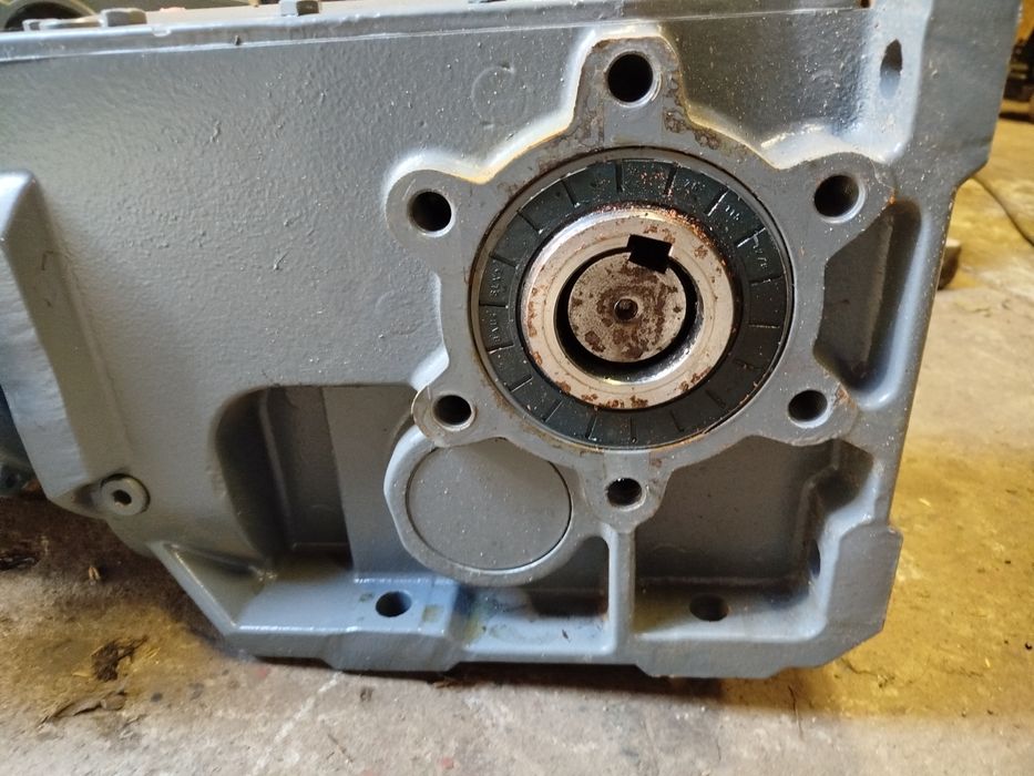 Motoreduktor przekładnia do redlera żmijka przenośnika zboża