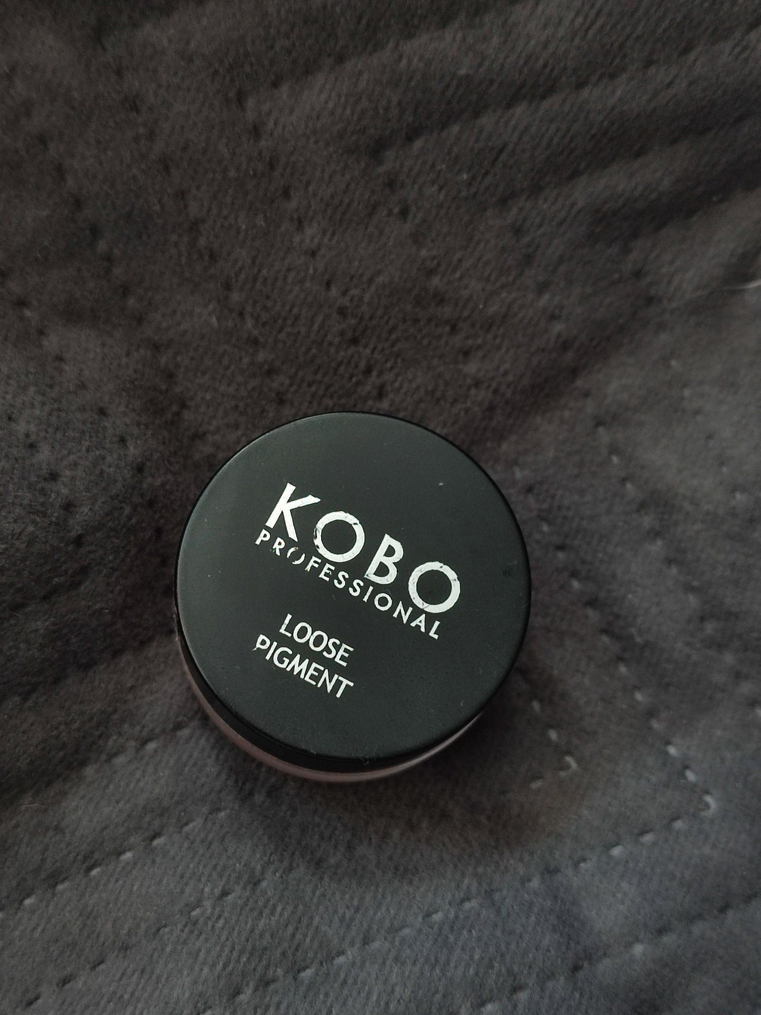 Sypki pigment KOBO