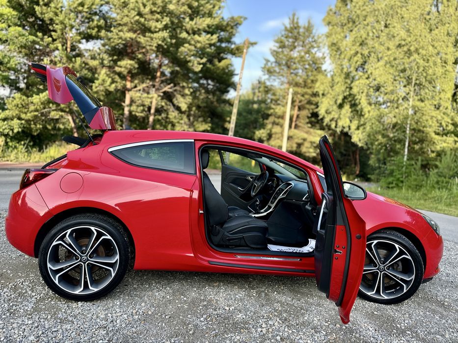 Opel Astra J GTC 1.4 Turbo 120KM KSeNoN NAVI SkÓrY 20" Super