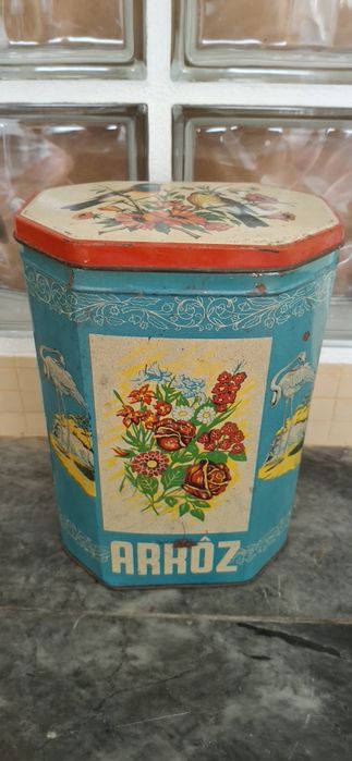 Par de lata , bom estado