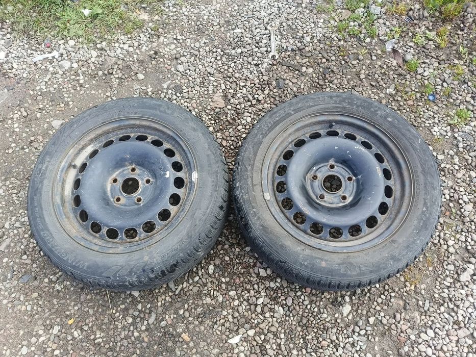 VW TOURAN GOLF V ALTEA AUDI A3 8P FELGI STALOWE 2 SZT Z OPONAMI ZIMOWE 16