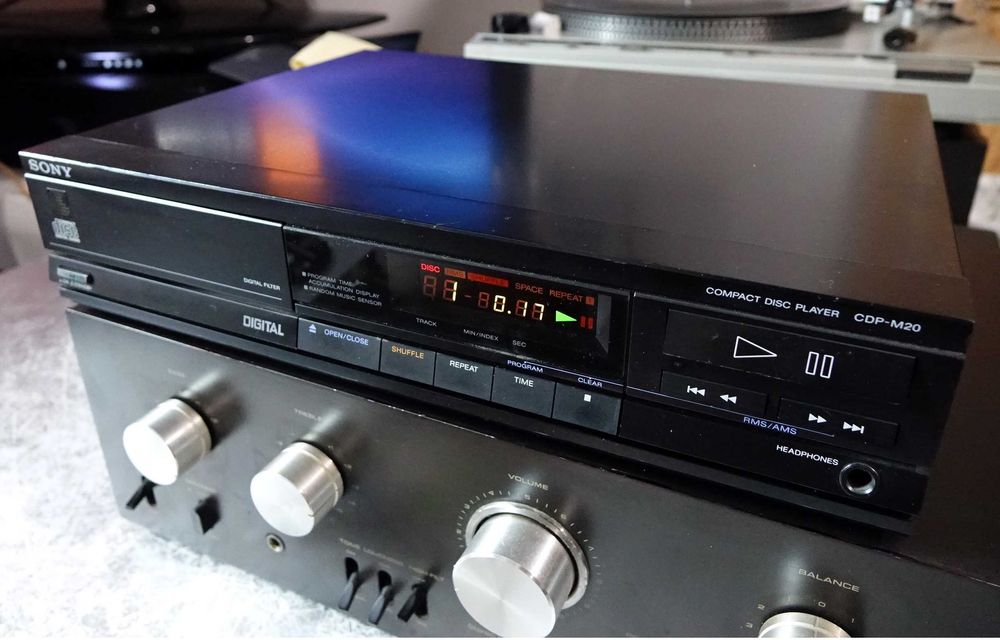 Odtwarzacz CD SONY CDP M 20 -nowy laser!