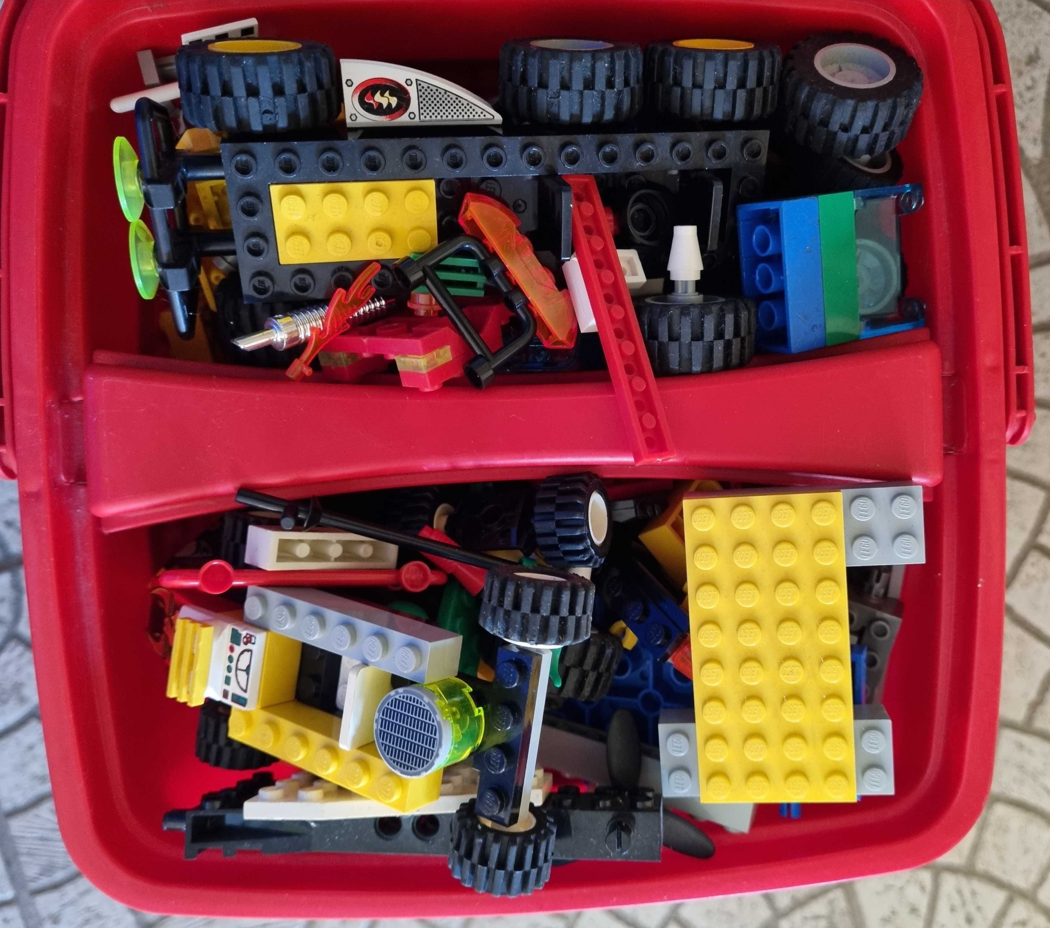 Sprzedam wiaderko klocków Lego