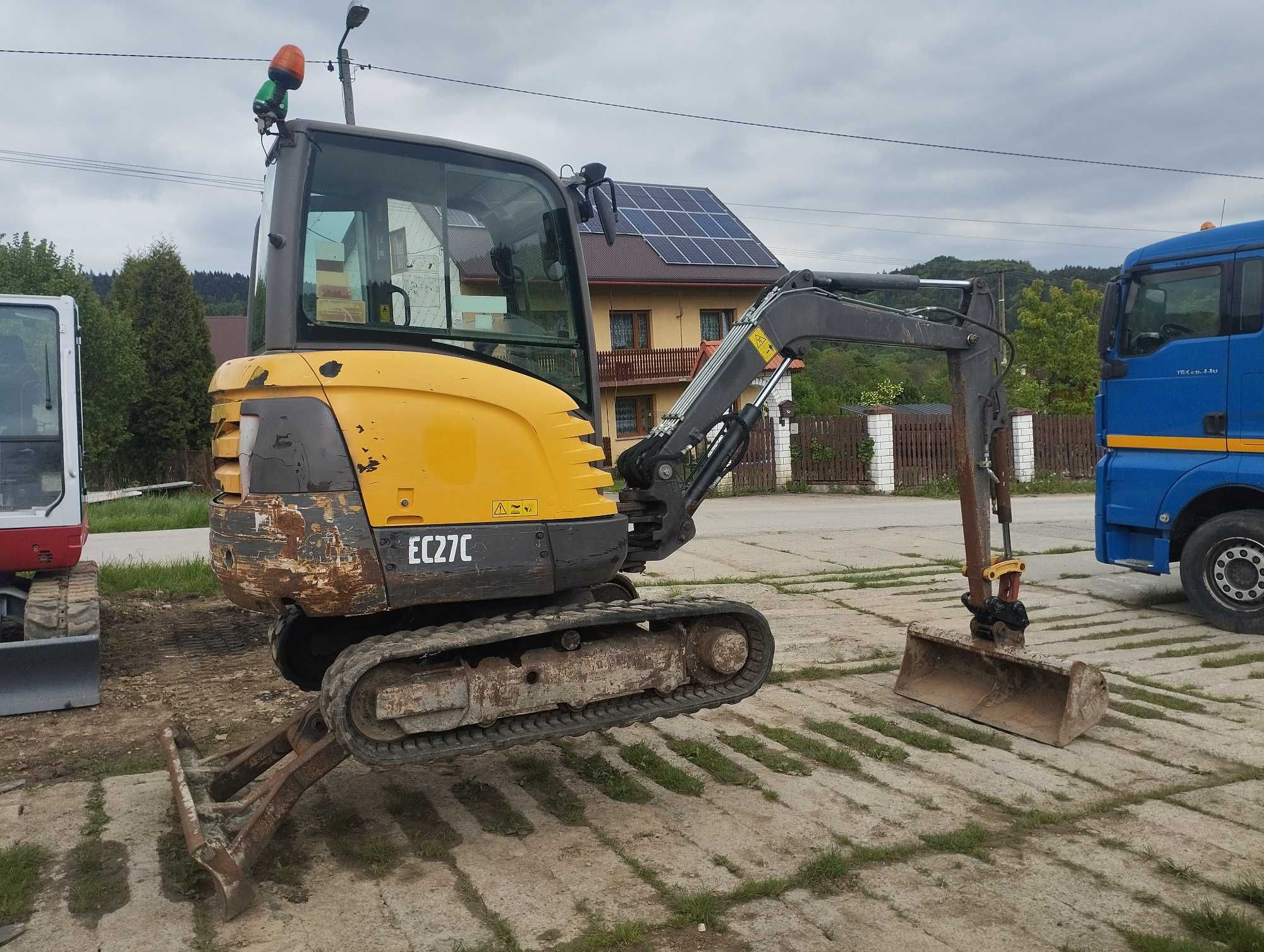 minikoparka VOLVO EC27 c jcb kubota takeuchi