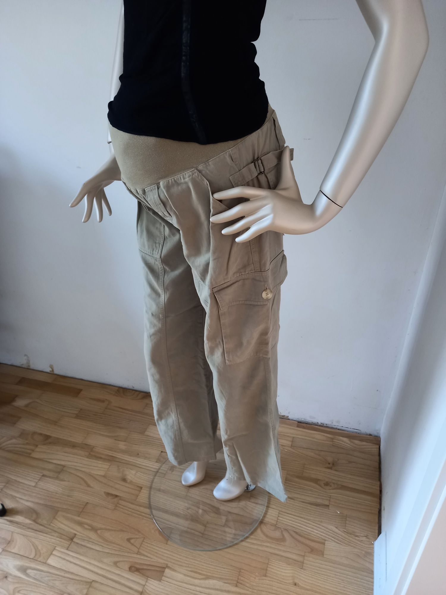 Spodnie ciążowe typu bojówki khaki