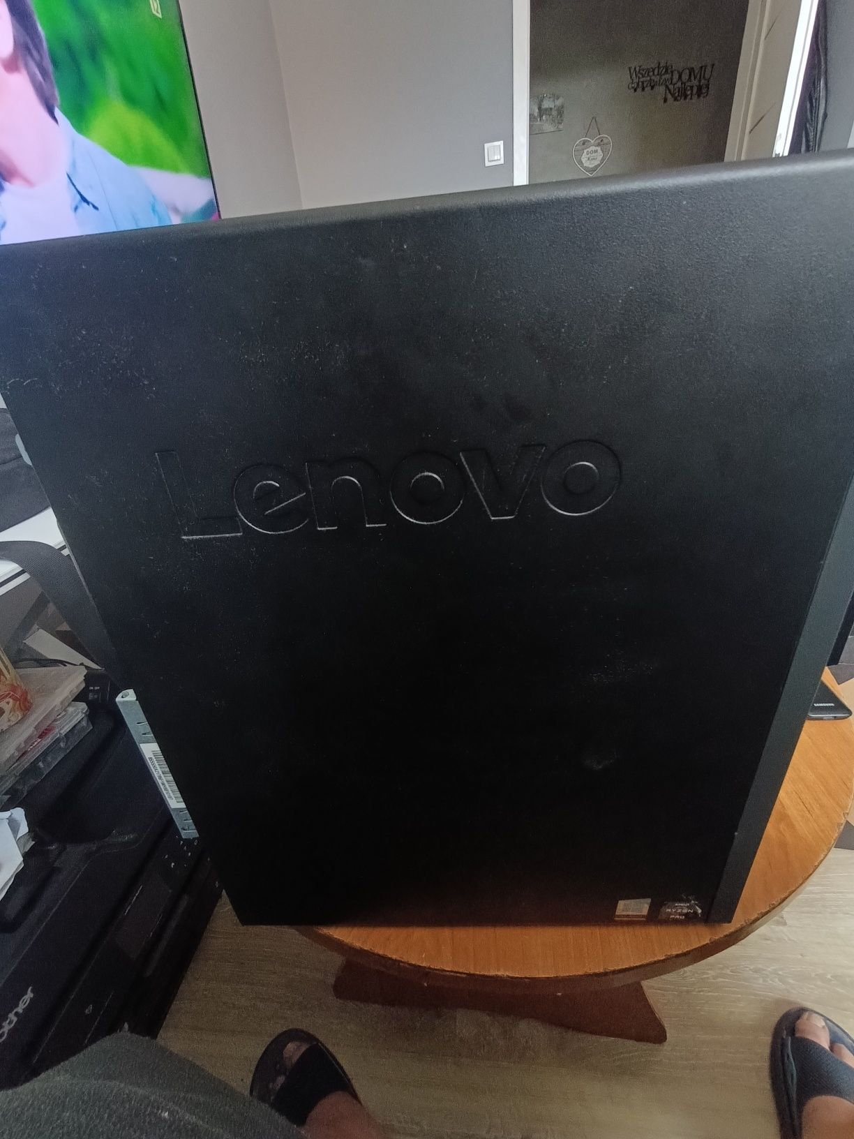 Komputer Lenovo M75s-1