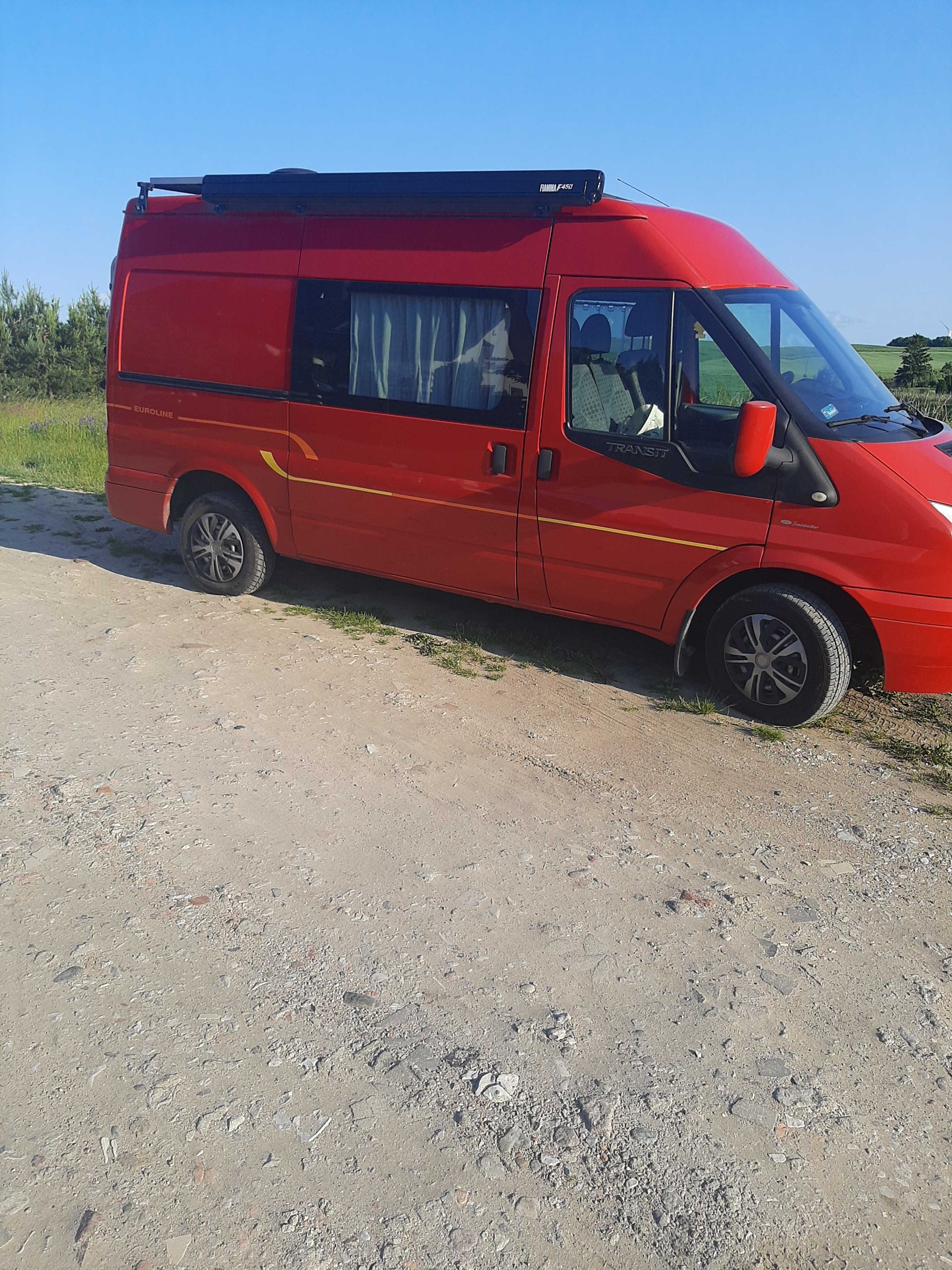 Samochód kamperowy