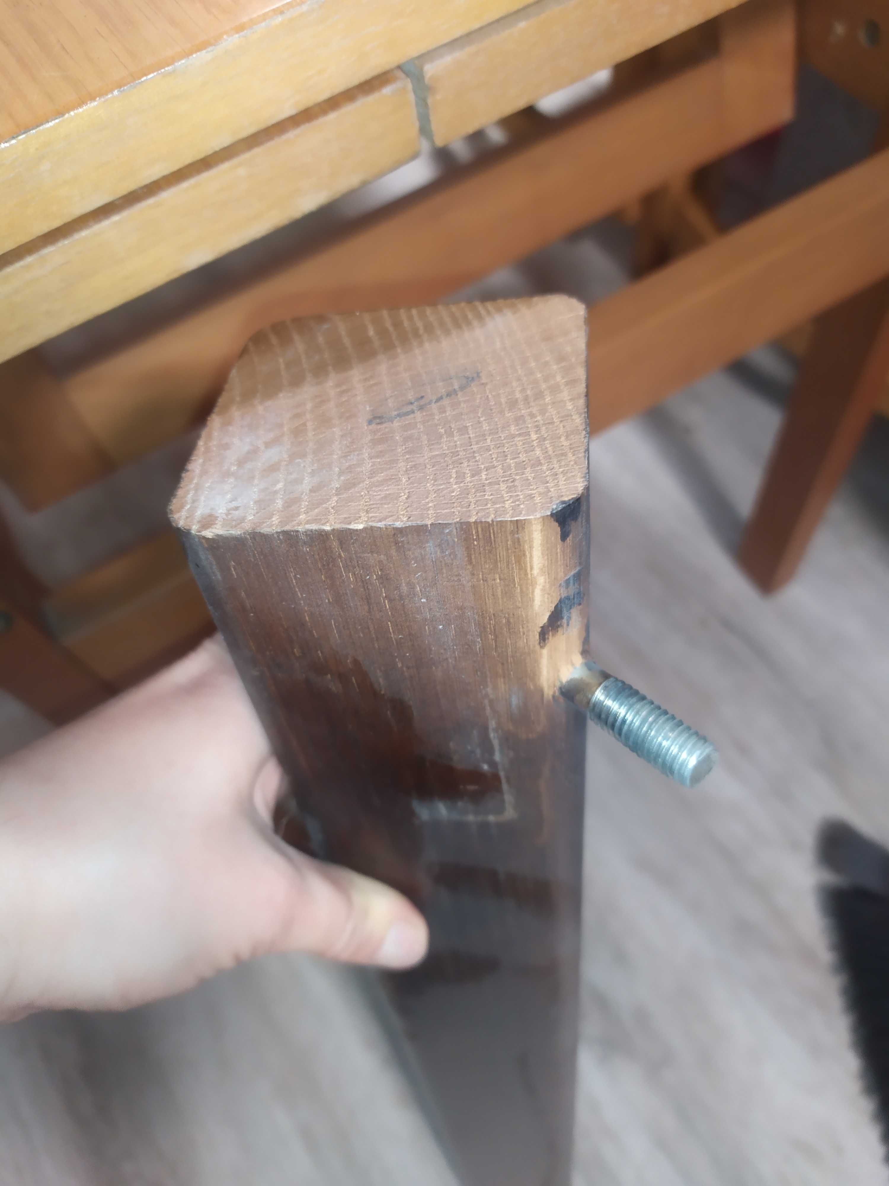 Stół drewniano-okleinowy brąz