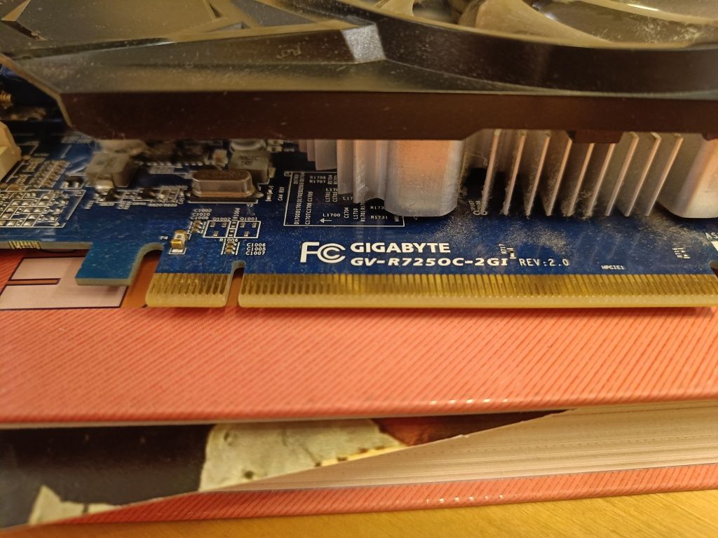 Radeon R7 250 Gigabyte 2gb