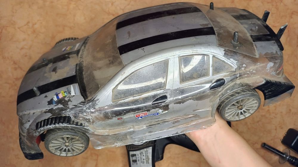 Модель deagostini Mercedes с нитро двс