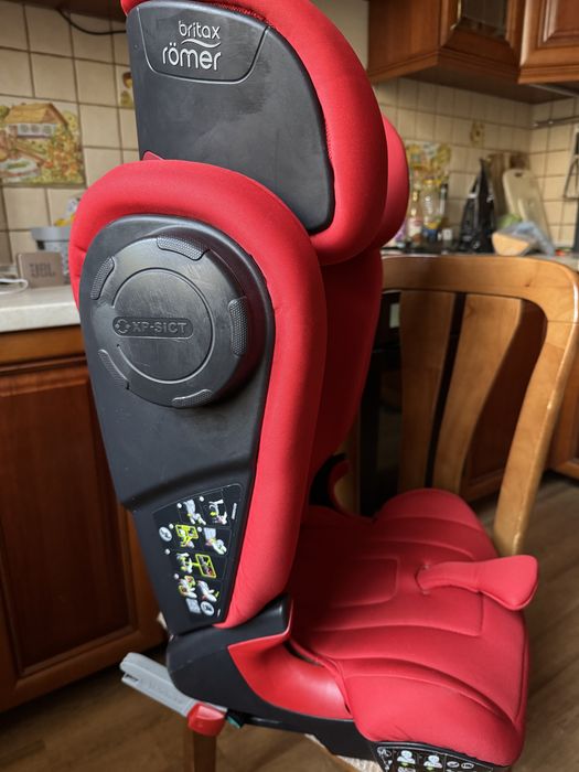 Автокрісло для дітей Britax-Romer Kidfix2 R Fire Red