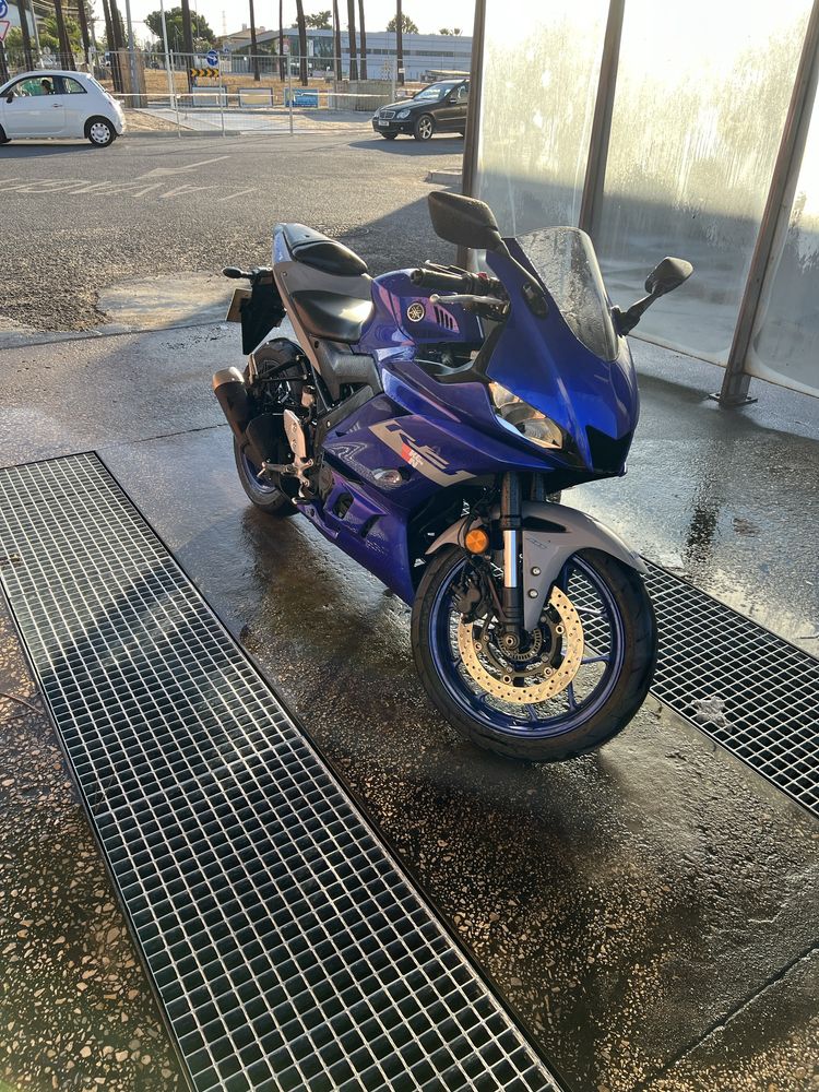 Yamaha YZF R3 2021