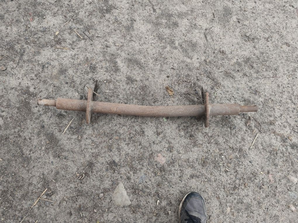 Belka polowa do ciągnika/ tylna belka