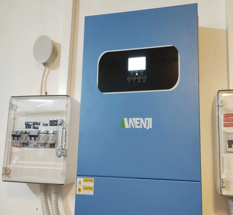 Гибридный солнечный инвертор 3 кВт 48 В (Off-Grid / Grid-Tie) MPPT б/у