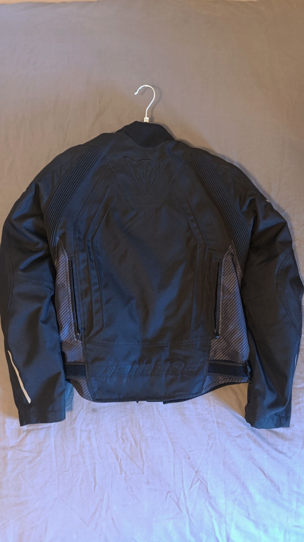 Casaco Dainese Avro 5 Tex + Protetor Costas G1 -L/50, Como Novo, Preto