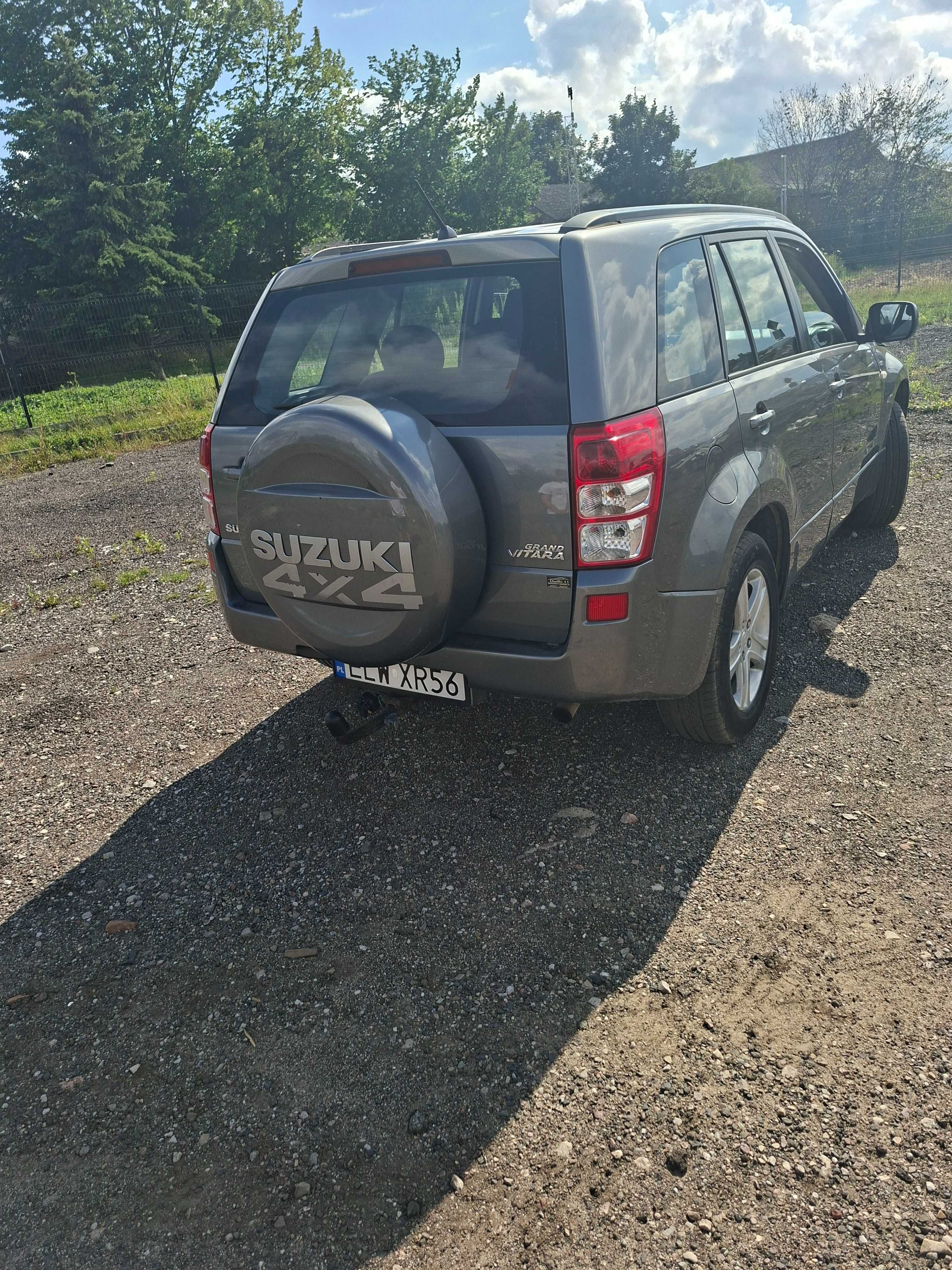 SUZUKI Grand Vitara